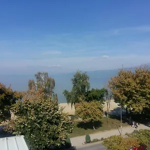 Plaisir , Pogradec Albania